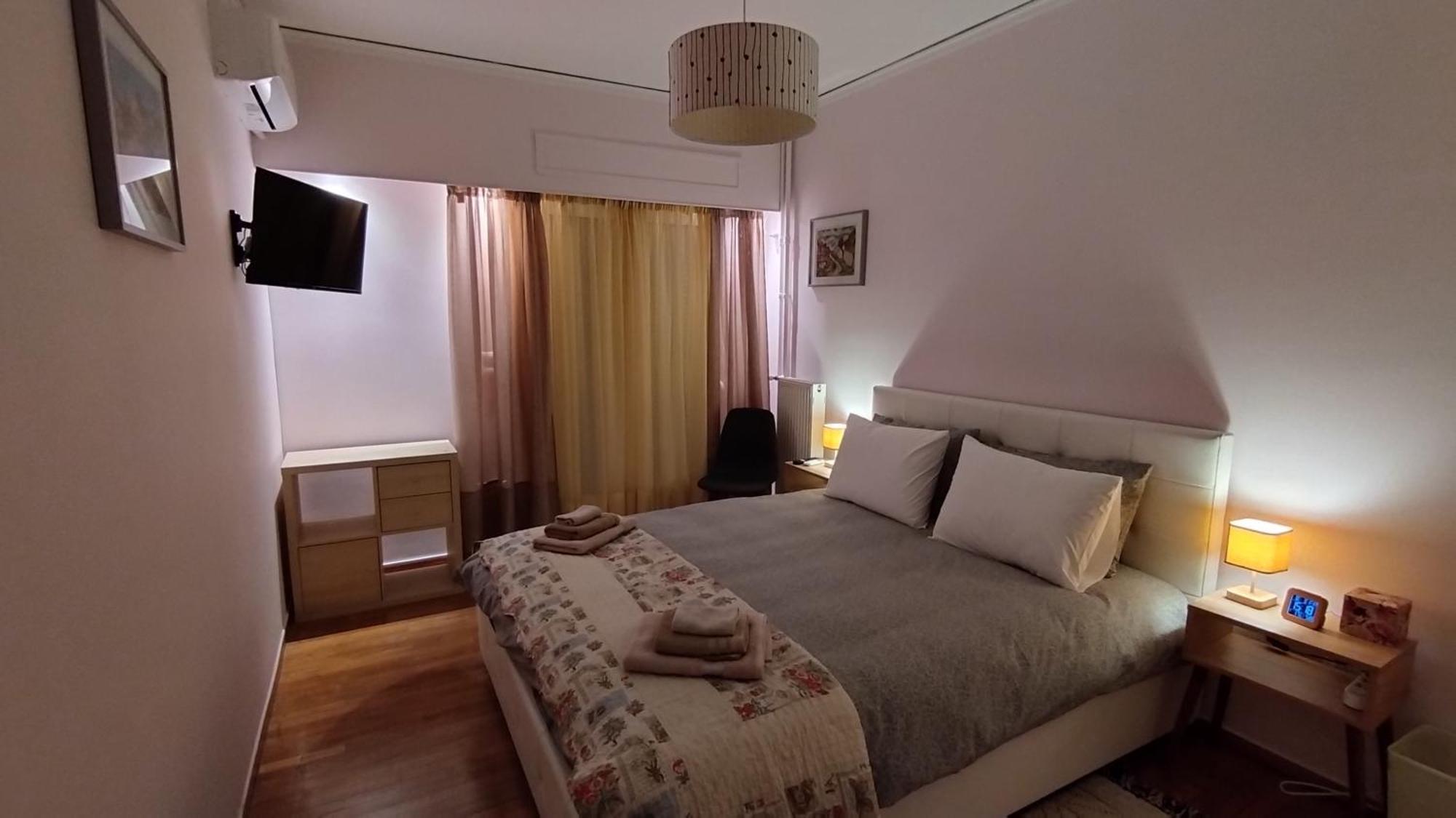 Spacious Flat Ideal For Families Athena Bagian luar foto