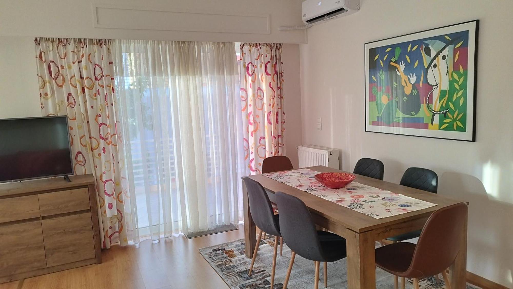 Spacious Flat Ideal For Families Athena Bagian luar foto